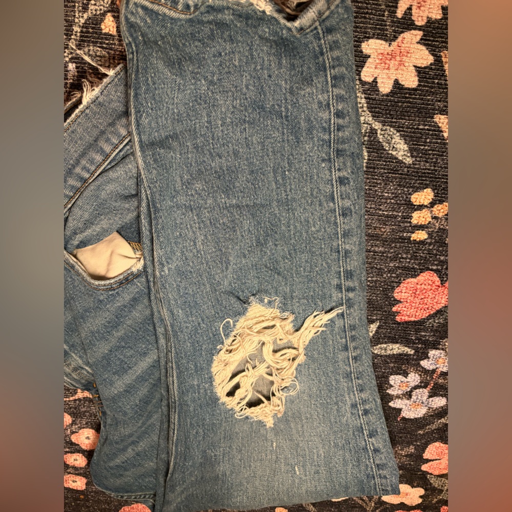 Abercrombie & Fitch Mom Jeans - Picture 8 of 8